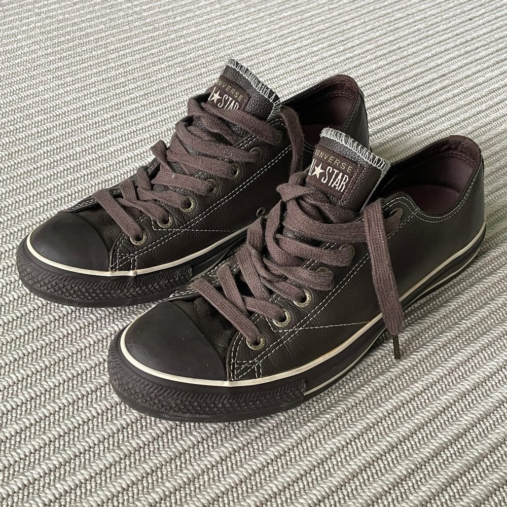 Converse Chuck Taylor All Star Low Top Brown Leather - Mens 10 / Womens 12